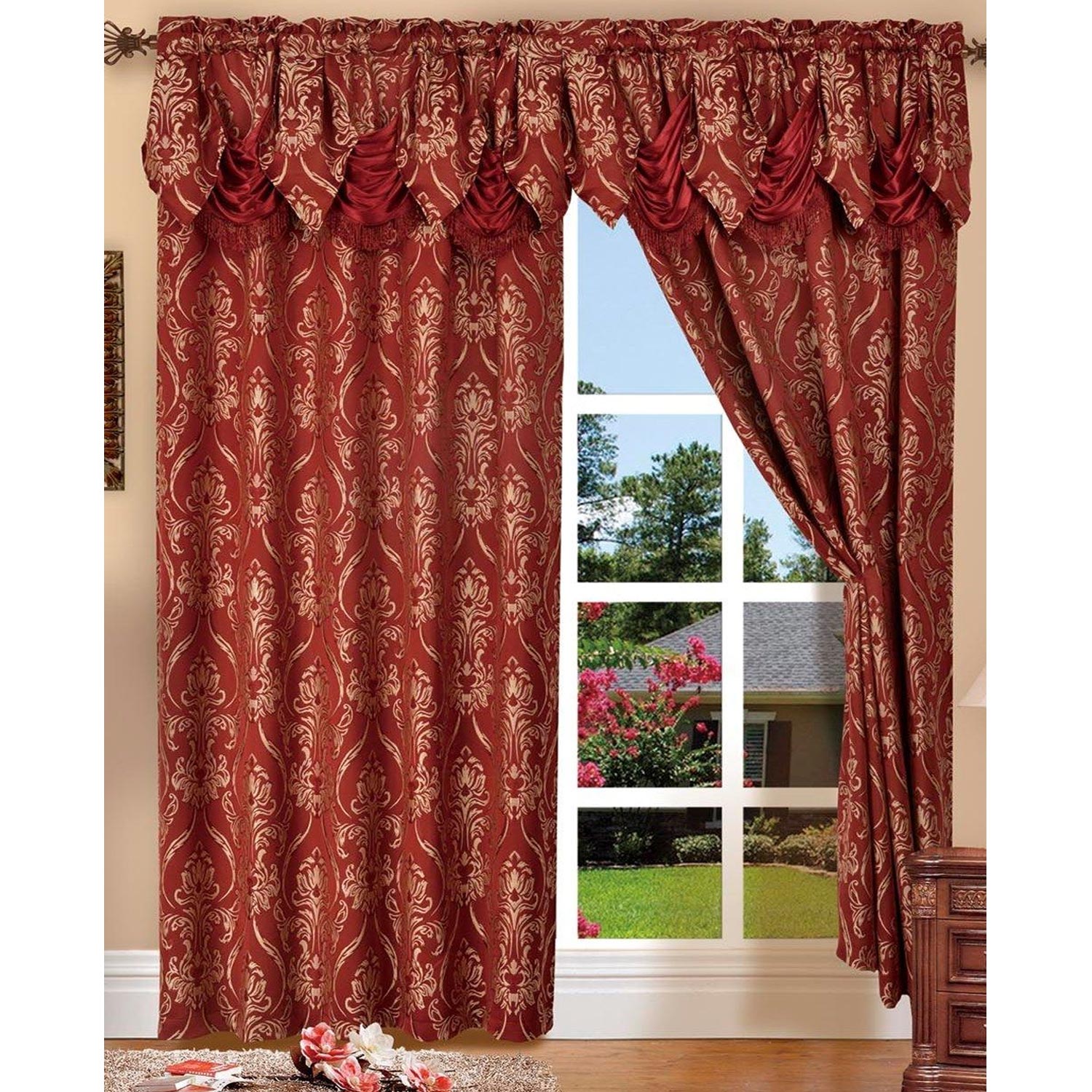 Set of 2 Elegant Comfort Penelopie Jacquard Look Curtain Panel Set